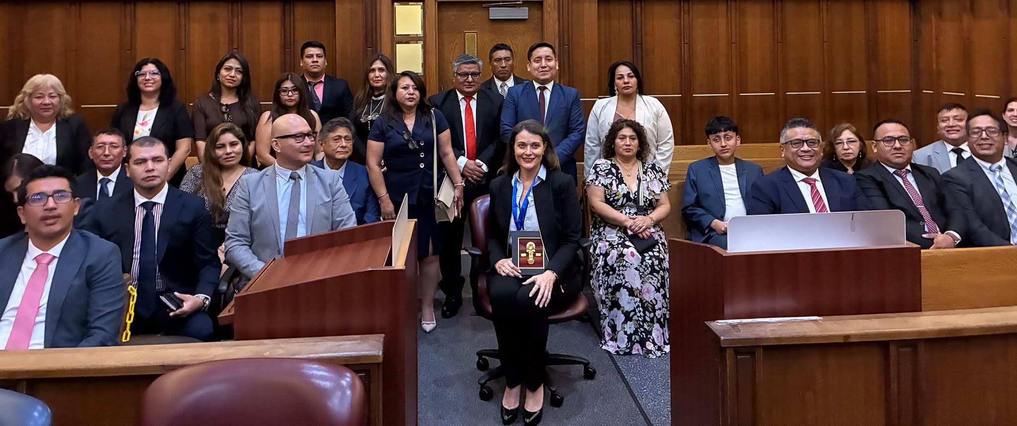 #TeamJud11 Welcomes a Group of Judges and Attorneys from Peru