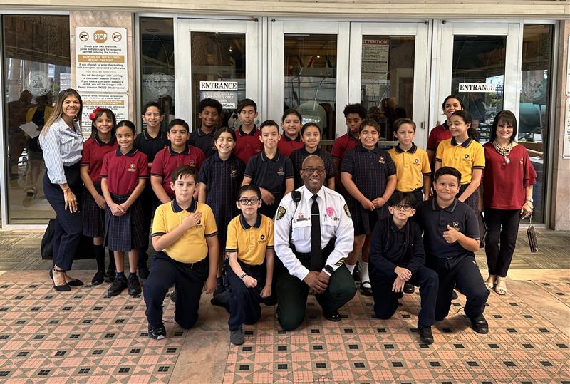 Judge Betsy Alvarez-Zane and Officer Everett Atkins Welcomes Students From Kingdom Academy